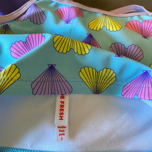 Joe Fresh 4 pc toddler swimsuit - Picture 7 of 7